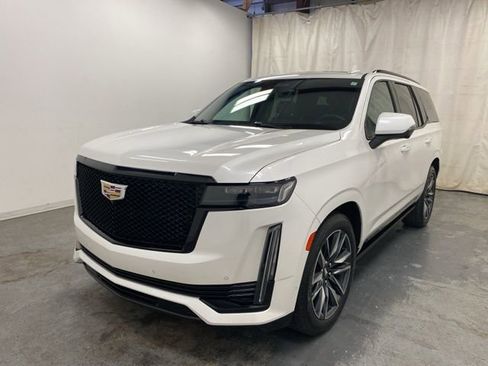 Used 2022 Cadillac Escalade Sport w/ Touring Package image 3