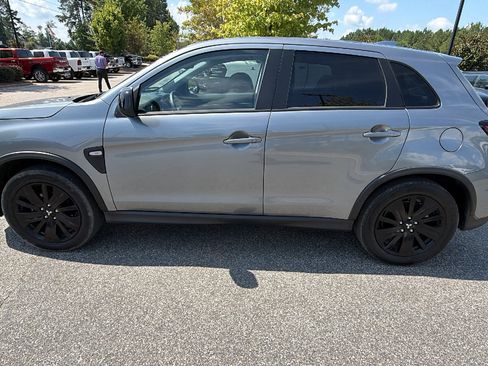 Used 2025 Mitsubishi Outlander Sport AWD image 11