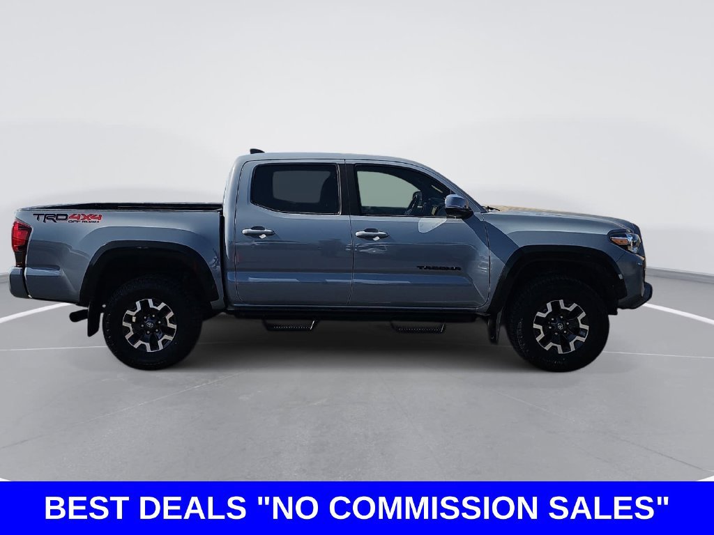 Used 2019 Toyota Tacoma TRD Off-Road AWD/4WD image 2