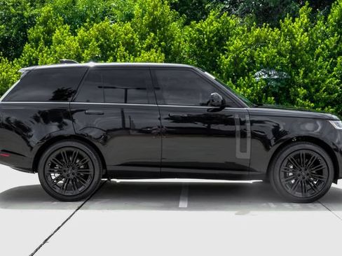 New 2026 Land Rover Range Rover SE AWD/4WD image 10