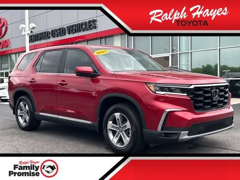 Used 2025 Honda Pilot EX-L image 1