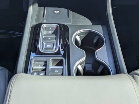 Used 2023 Honda Pilot Touring image 20