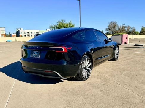 Used 2024 Tesla Model 3 Standard Range RWD image 10