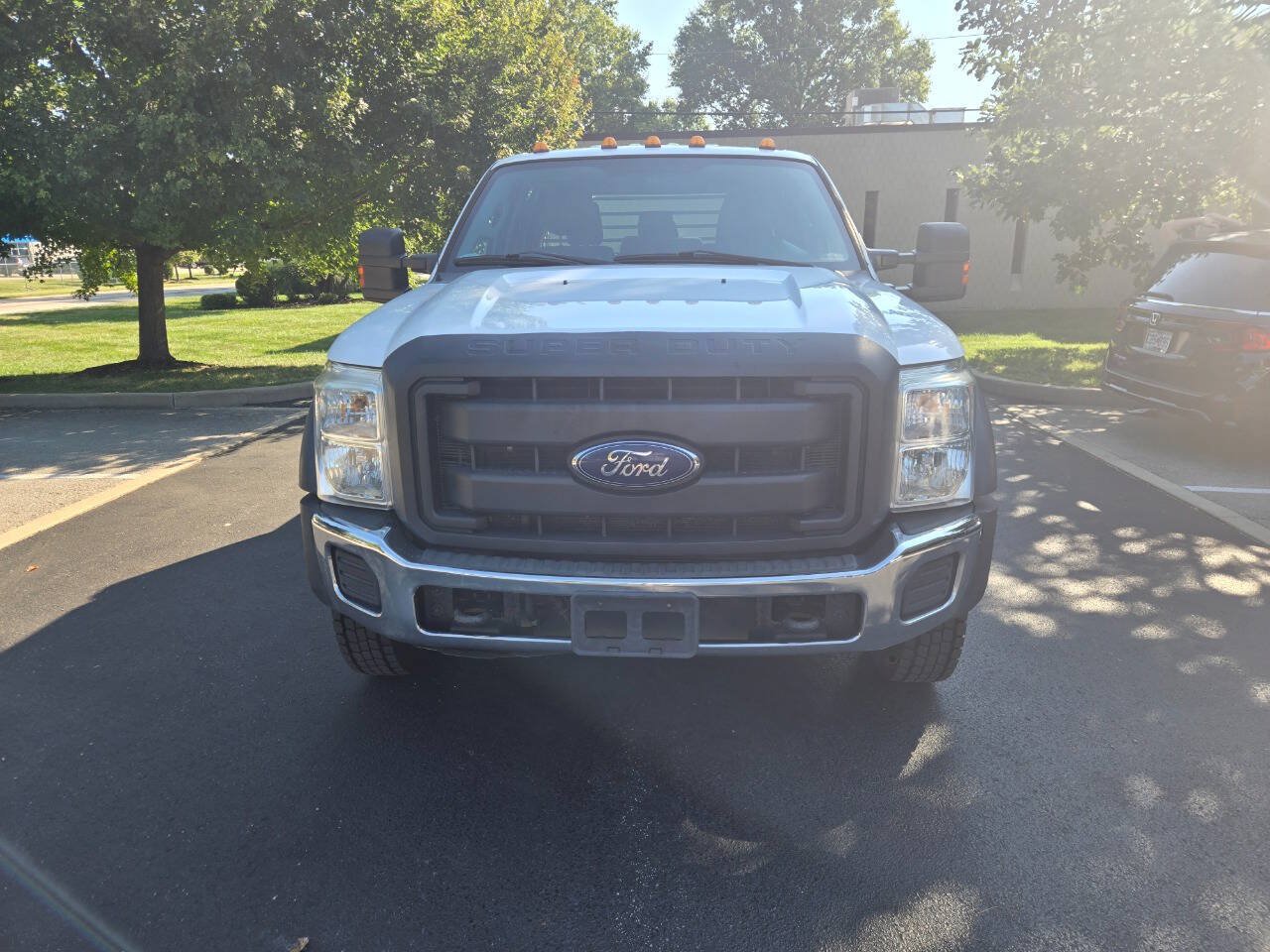Used 2016 Ford F550 4x4 Crew Cab Super Duty image 3