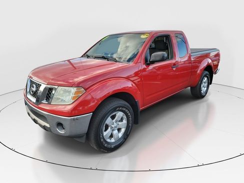 Used 2011 Nissan Frontier SV image 32