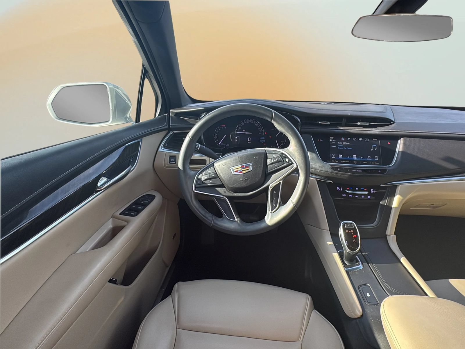 Used 2018 Cadillac XT5 FWD image 18