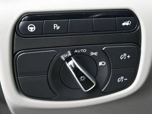 Used 2023 INFINITI QX50 Luxe FWD image 6