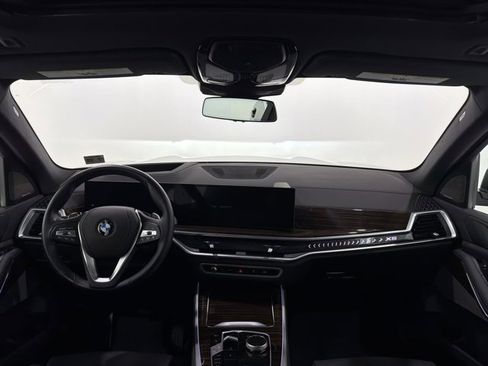 Used 2026 BMW X5 xDrive40i w/ Premium Package image 29