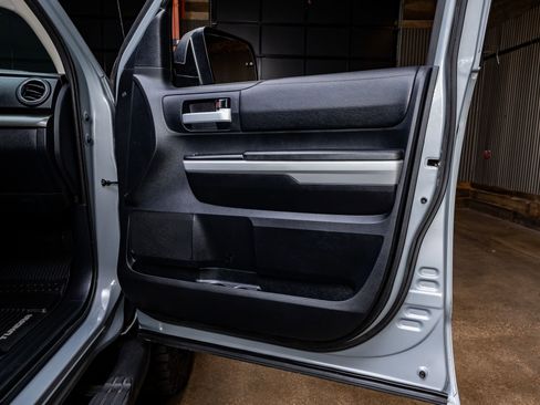 Used 2019 Toyota Tundra SR5 image 35