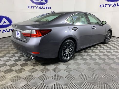 Used 2017 Lexus ES 350 image 3