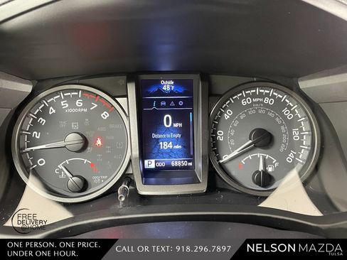 Used 2022 Toyota Tacoma TRD Off-Road image 26