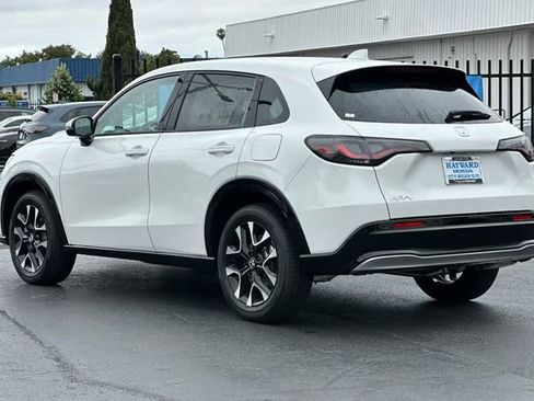 Certified 2026 Honda HR-V EX-L image 5