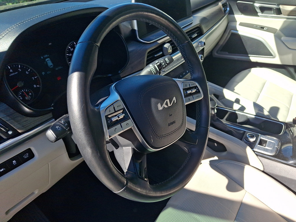 Used 2022 Kia Telluride EX w/ EX Premium Package AWD/4WD image 27