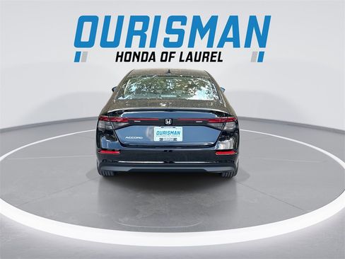 New 2025 Honda Accord SE image 7
