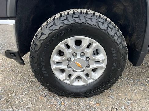 Used 2024 Chevrolet Silverado 3500 LTZ w/ LTZ Plus Package image 25