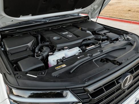 Used 2025 Lexus GX 550 w/ Accessory Package (2T) image 78