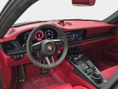 Certified 2025 Porsche 911 Carrera 4 GTS AWD/4WD image 12