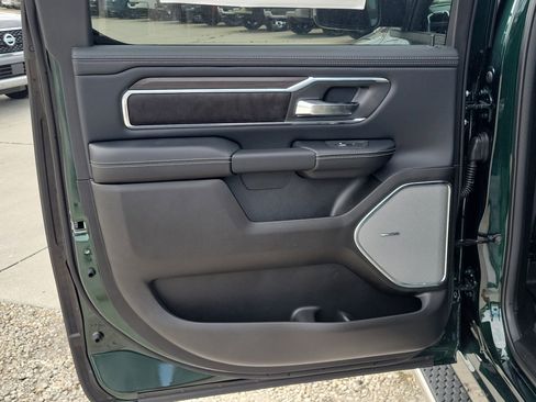 New 2026 RAM 1500 Laramie AWD/4WD image 11