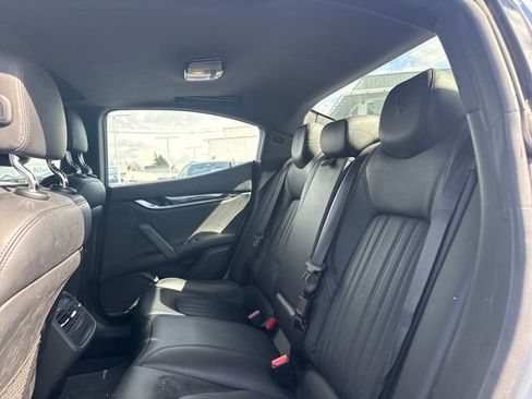 Used 2017 Maserati Ghibli S image 18