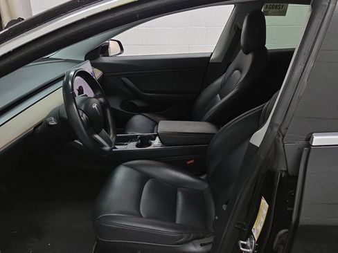 Used 2018 Tesla Model 3 Long Range image 3