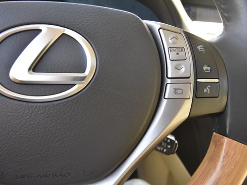 Used 2015 Lexus RX 450h FWD image 17
