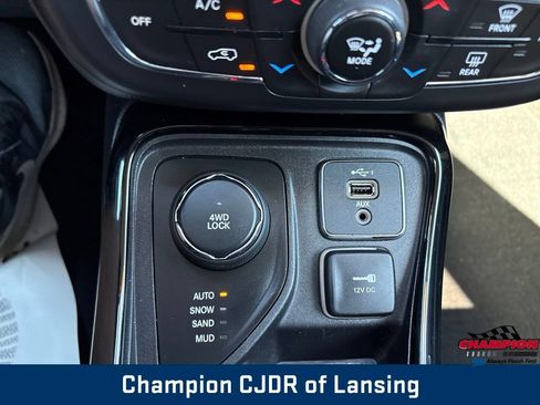 Used 2021 Jeep Compass Limited AWD/4WD image 26