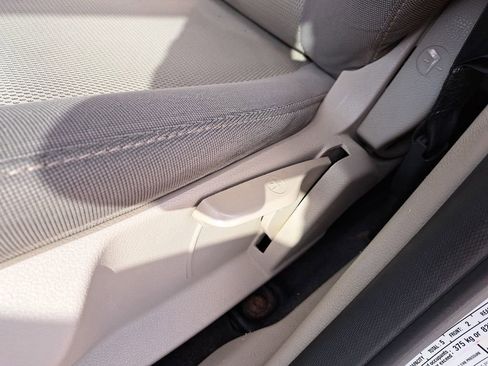 Used 2014 Ford Focus SE image 15