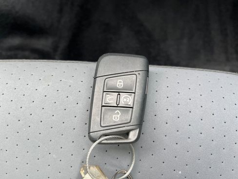 Used 2025 Volkswagen Jetta SE image 22