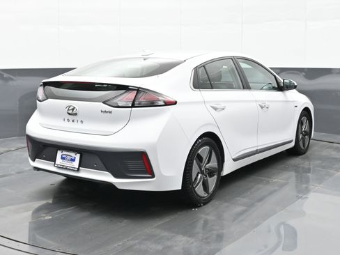 Used 2020 Hyundai Ioniq Limited image 8