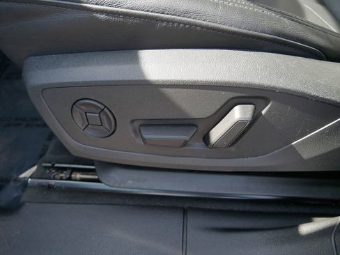 Used 2025 Audi Q3 2.0T Premium image 15