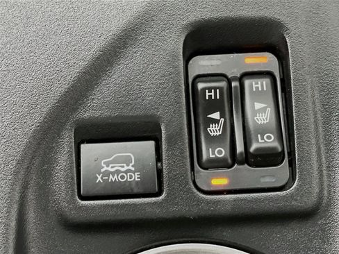 Used 2020 Subaru Crosstrek 2.0i Limited w/ Moonroof Package image 23