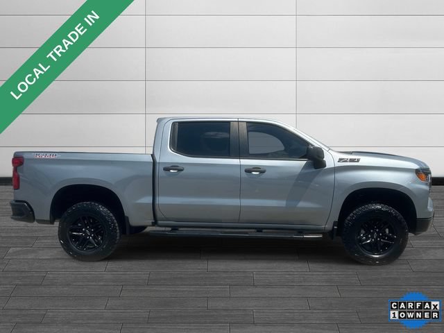 Used 2024 Chevrolet Silverado 1500 Custom Trail Boss w/ LPO, Dark Essentials Package AWD/4WD image 2
