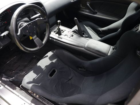 Used 2005 Honda S2000 image 6