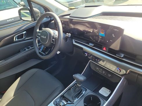 New 2026 Kia Carnival SX Prestige FWD image 8
