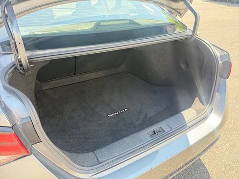 Used 2024 Nissan Sentra SV FWD image 26