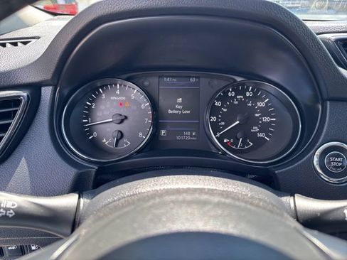 Used 2019 Nissan Rogue SV AWD/4WD image 21
