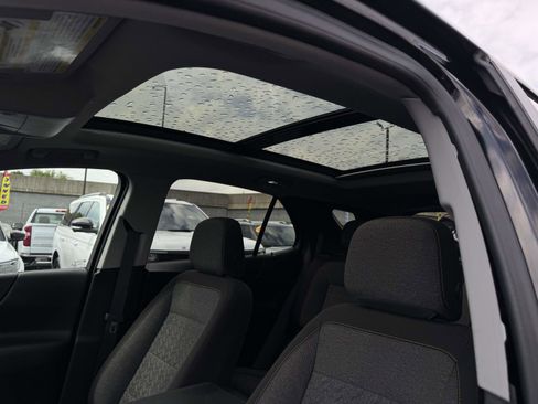 Used 2022 Chevrolet Equinox LT AWD/4WD image 22