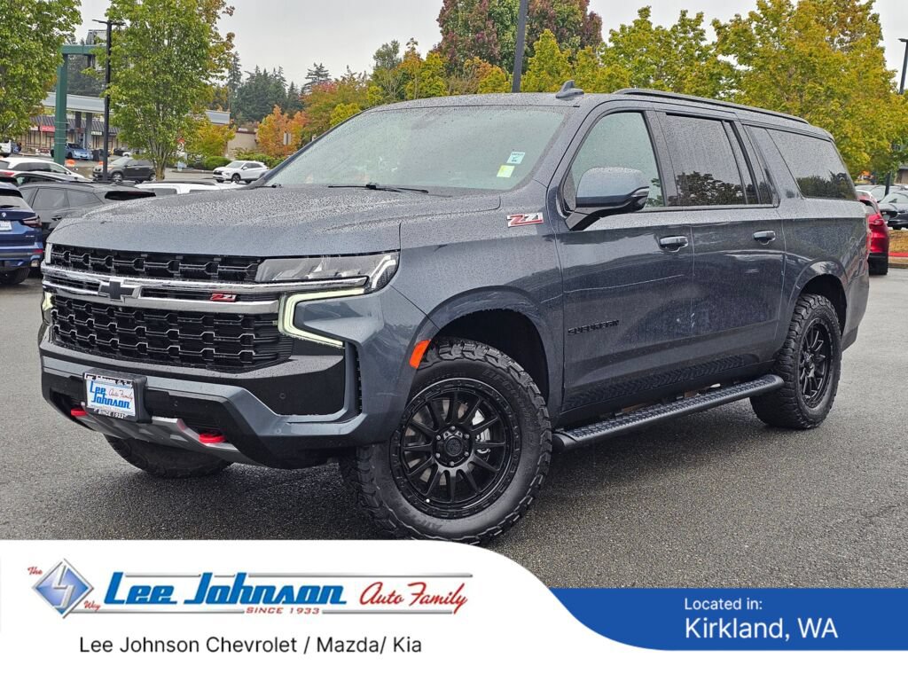Used 2021 Chevrolet Suburban Z71 w/ Z71 Signature Package AWD/4WD image 1