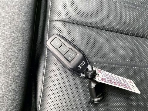 Certified 2025 Audi Q5 Premium Plus w/ Premium Plus image 11