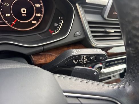 Used 2018 Audi Q5 2.0T Premium Plus w/ Premium Plus Package image 21