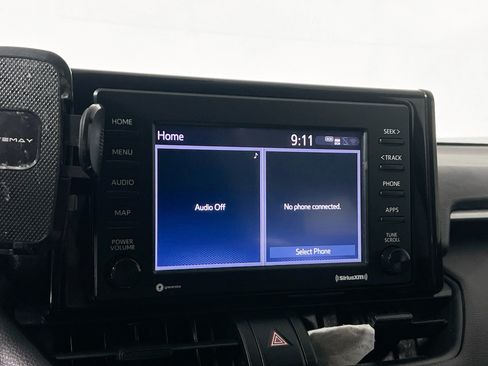 Used 2021 Toyota RAV4 LE FWD image 26