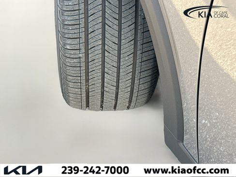 New 2025 Kia K4 LXS image 37