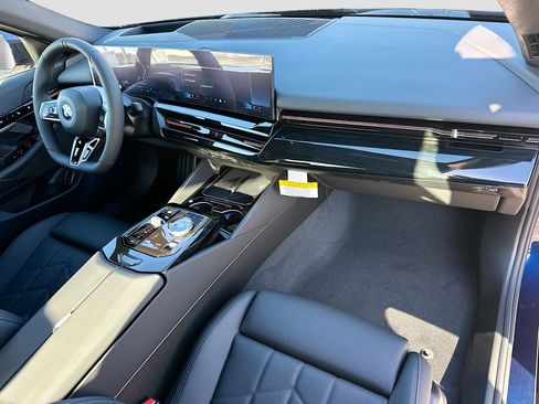 New 2026 BMW 530i w/ M Sport Package image 24