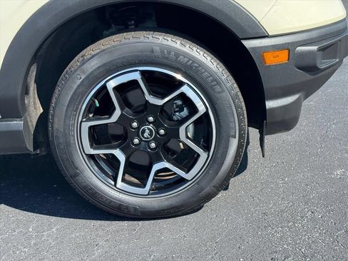Used 2024 Ford Bronco Sport Big Bend AWD/4WD image 9
