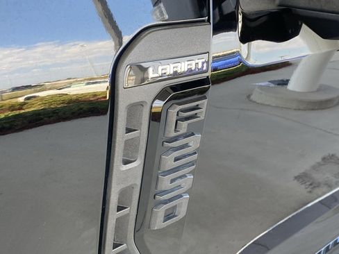 Used 2023 Ford F250 Lariat w/ Sport Appearance Package image 46