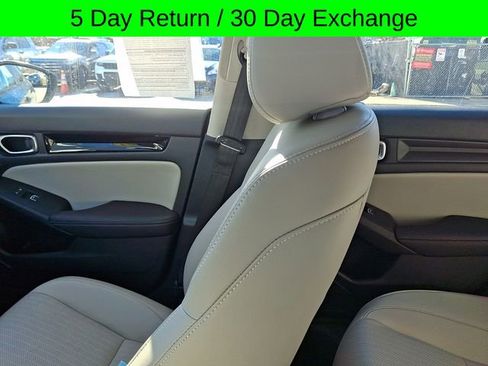 Used 2023 Honda Civic EX-L image 18