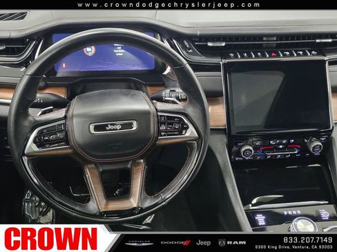 Used 2023 Jeep Grand Cherokee Summit w/ Adv Protech Group IV AWD/4WD image 17