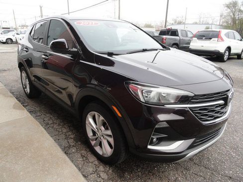 Used 2021 Buick Encore GX Preferred w/ Cold Weather Comfort Package FWD image 4