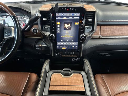 Used 2022 RAM 3500 Limited image 12