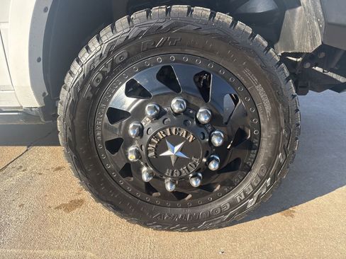 Used 2022 RAM 3500 Limited image 8